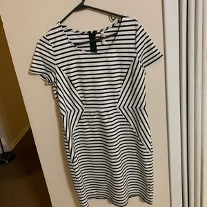 Stripped body con dress